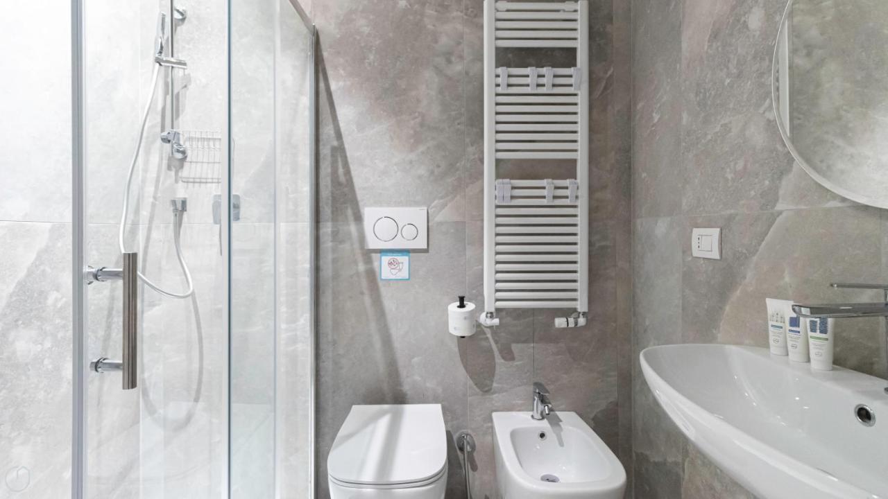 Italianway - Pontida 4 Bilo Apartment Милано Екстериор снимка