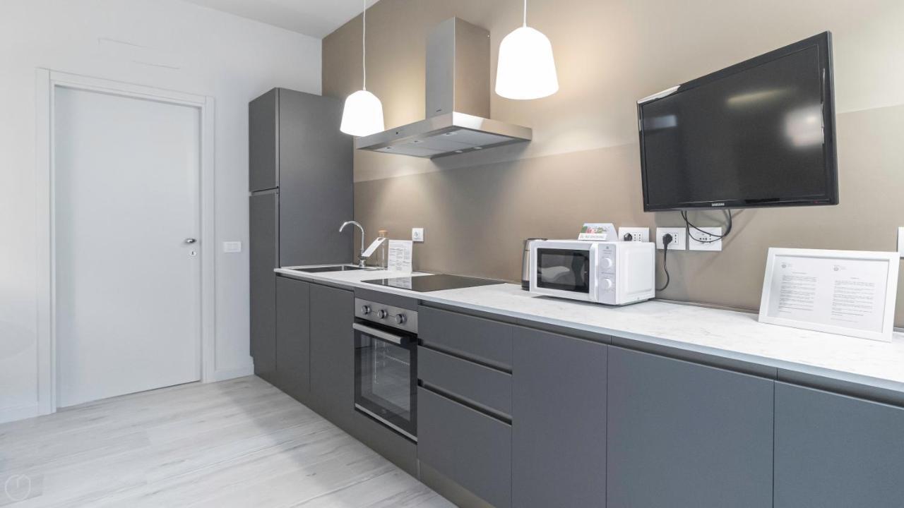 Italianway - Pontida 4 Bilo Apartment Милано Екстериор снимка