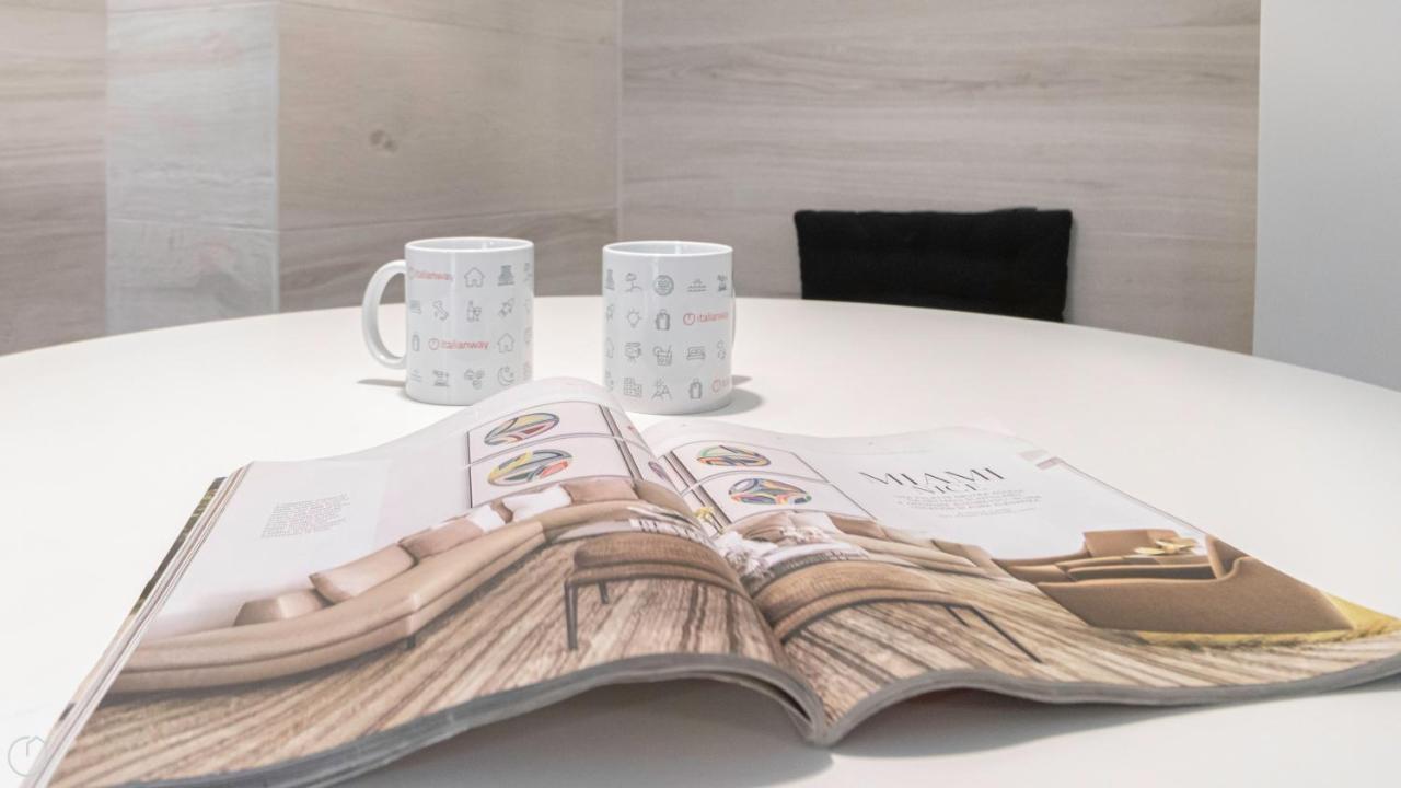 Italianway - Pontida 4 Bilo Apartment Милано Екстериор снимка